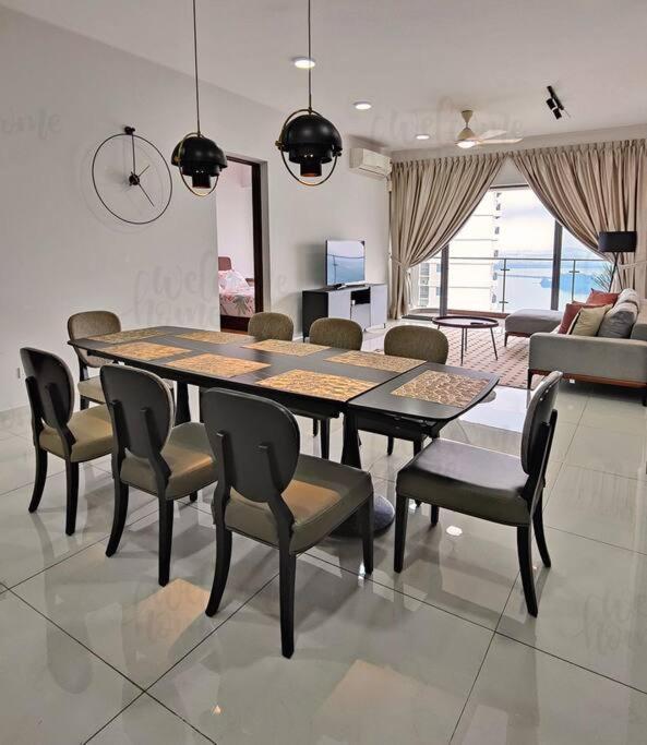 Bay Laurel, Country Garden Danga Bay Homestay By Welcome Home Джохор-Бару Екстер'єр фото