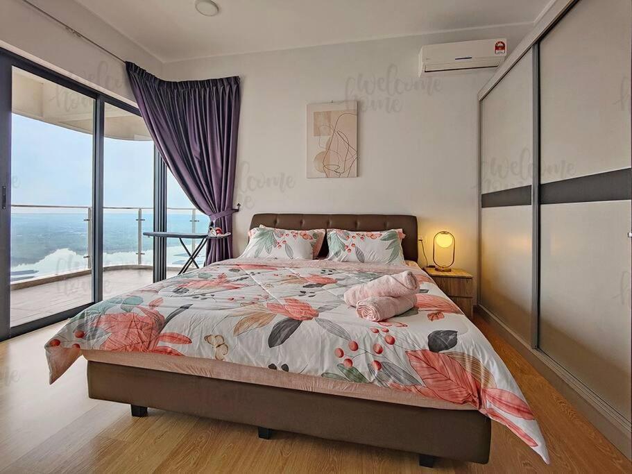 Bay Laurel, Country Garden Danga Bay Homestay By Welcome Home Джохор-Бару Екстер'єр фото