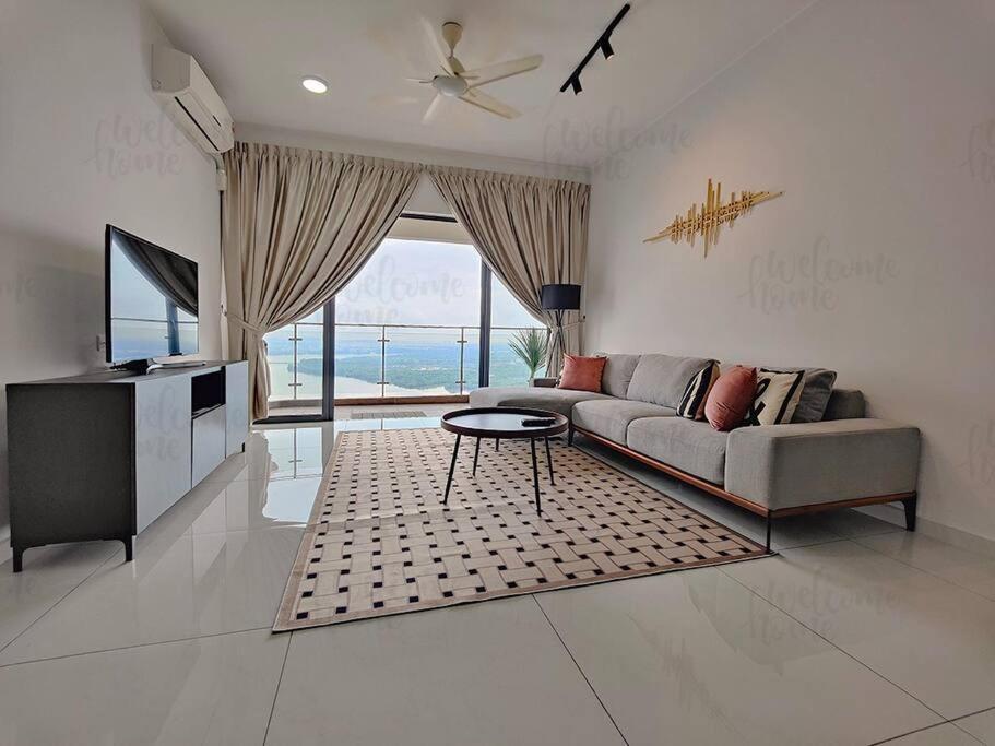 Bay Laurel, Country Garden Danga Bay Homestay By Welcome Home Джохор-Бару Екстер'єр фото